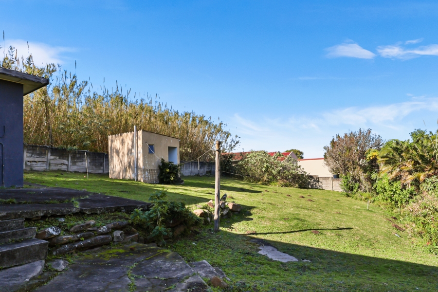 6 Bedroom Property for Sale in Cambridge Eastern Cape